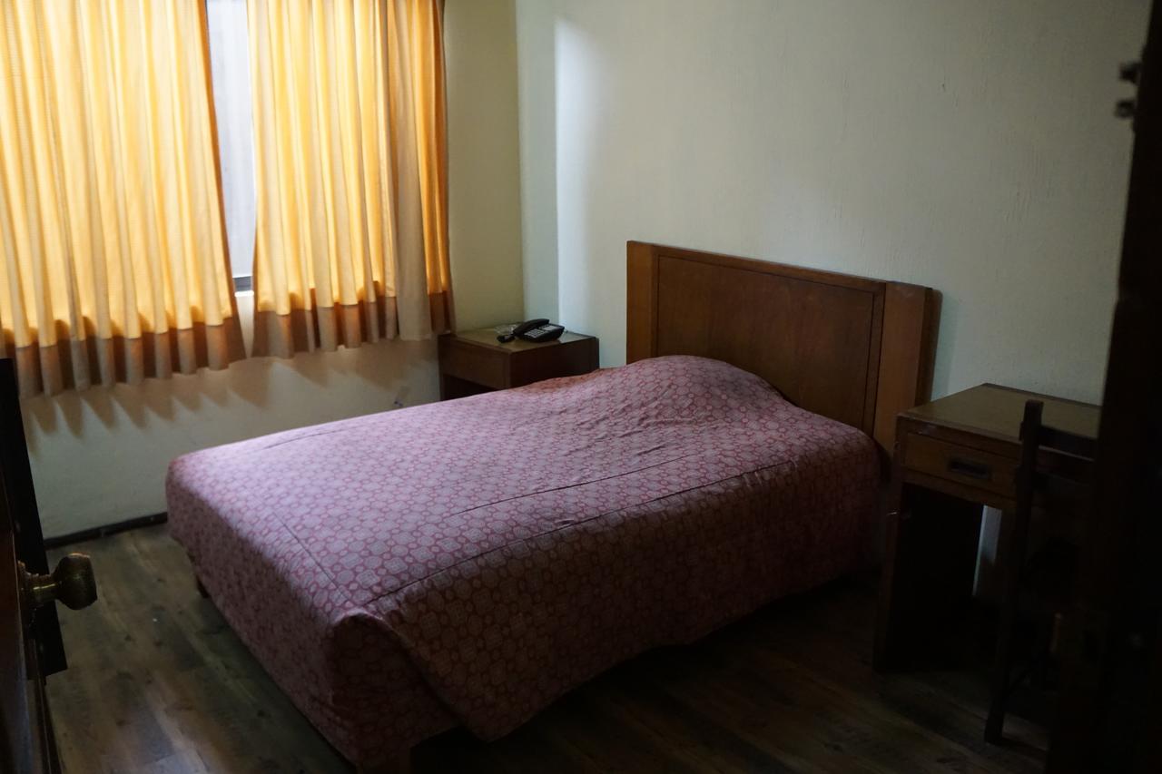 Hotel El Plaza リマ エクステリア 写真